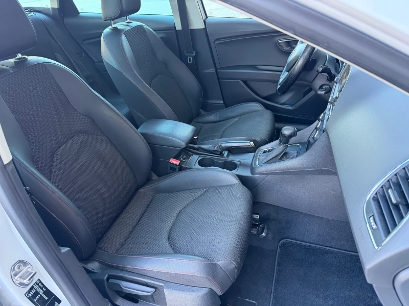 Seat Leon 2.0tdi FR Line / Distronic/ Panorama, снимка 12 - Автомобили и джипове - 53258559