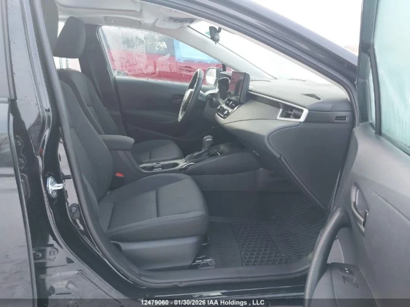 Toyota Corolla LE, снимка 5 - Автомобили и джипове - 53580401