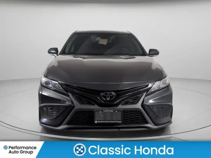 Toyota Camry Automatic, снимка 2 - Автомобили и джипове - 56011137