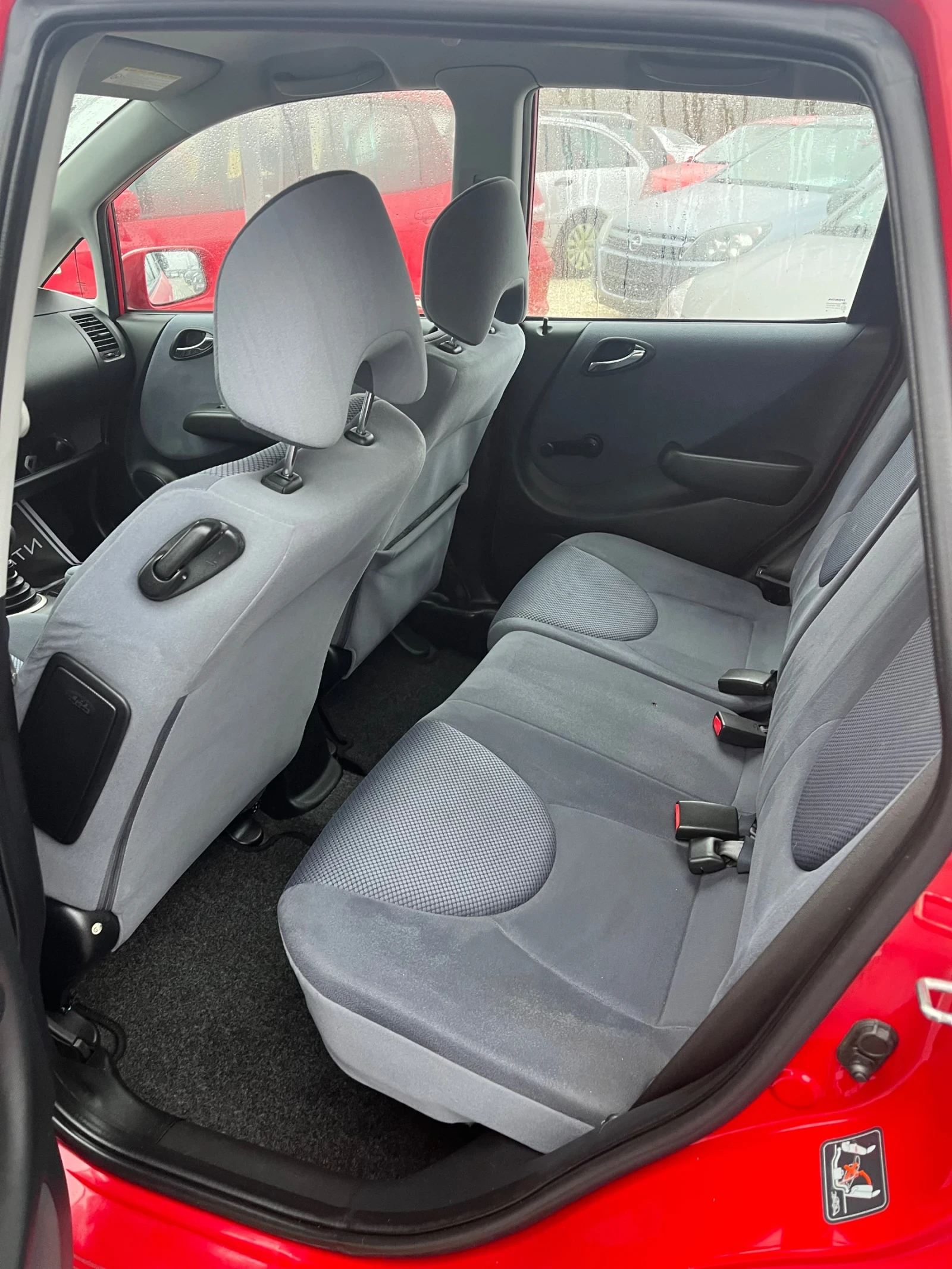 Honda Jazz 1.3* Нови гуми* Обслужена* Фейс* Топ*  | Mobile.bg — изображение 11