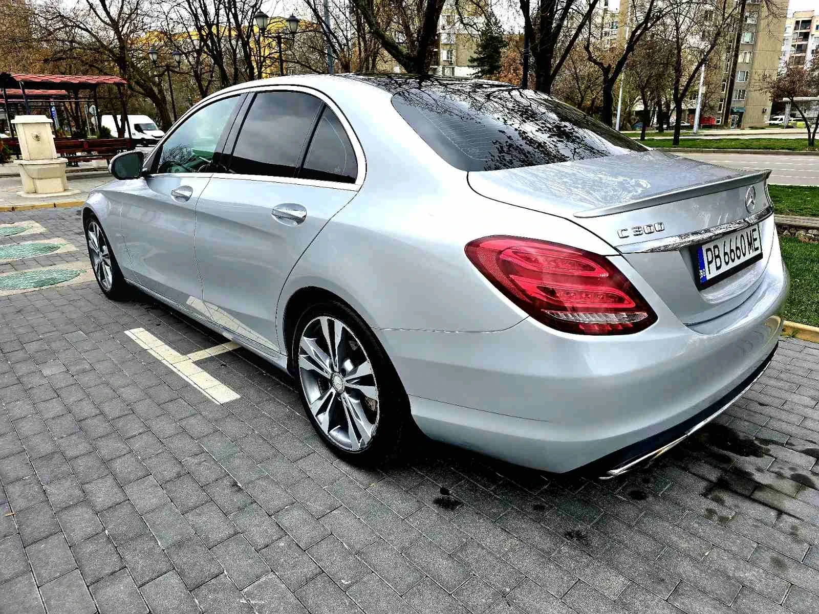 Mercedes-Benz C 300 7G- Tronic - изображение 4