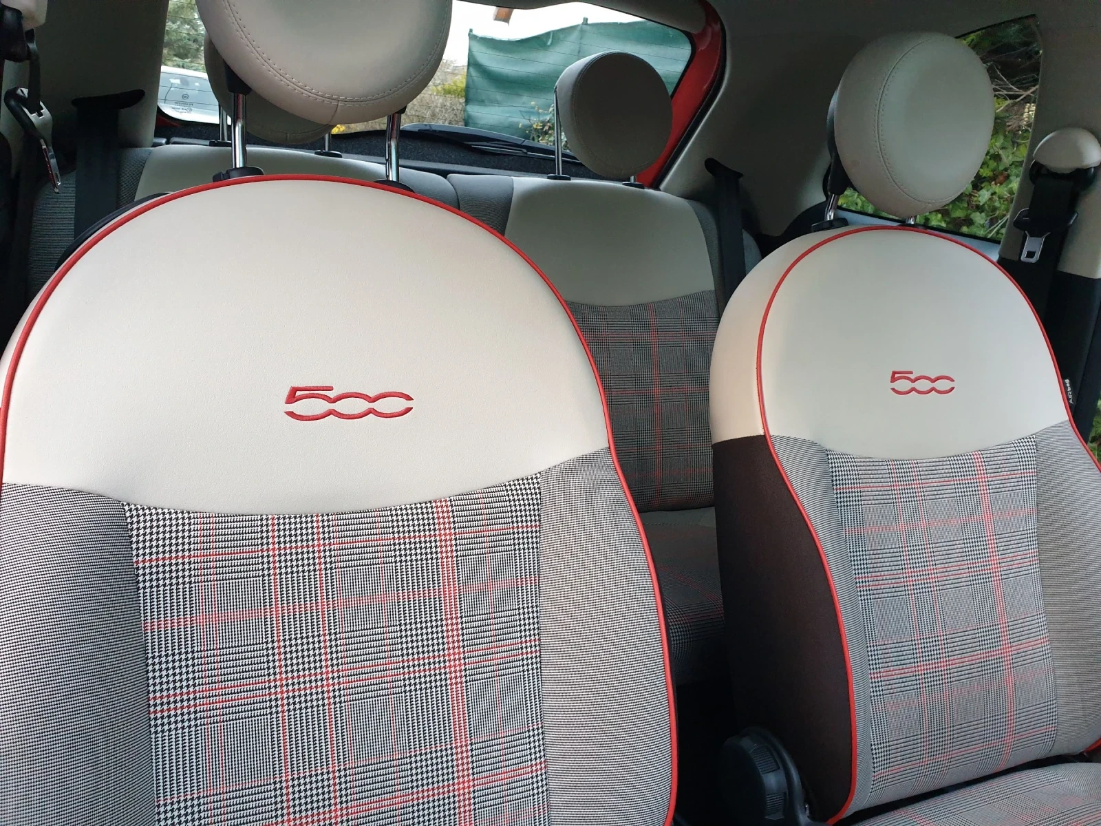 Fiat 500 Първи собственик! 38000км. Ново състояние! Панорам - изображение 10