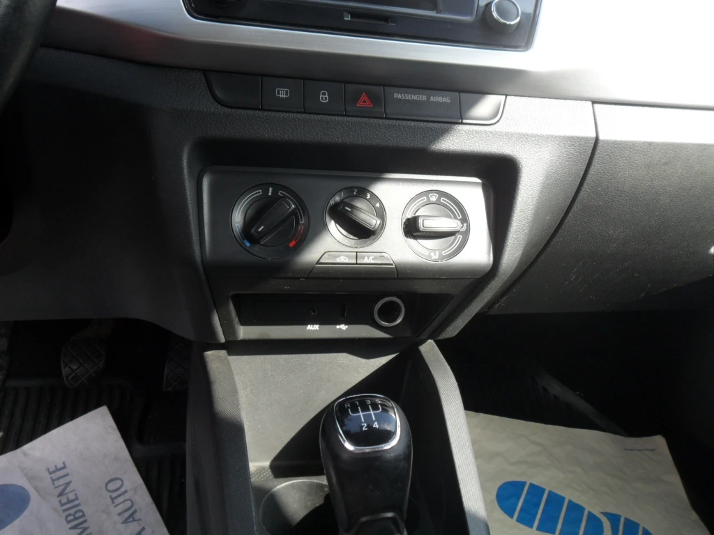 Skoda Fabia 1.2 тдй 95 к.с. | Mobile.bg — изображение 11