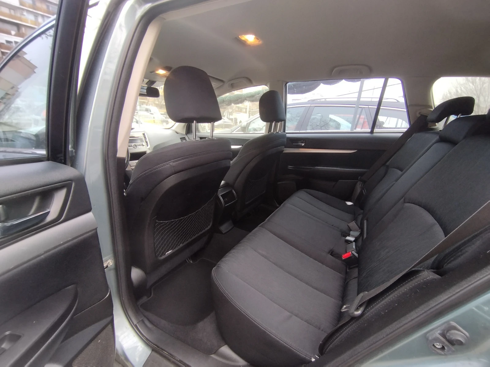 Subaru Legacy 2.0i/Awd/Swiss, снимка 12 - Автомобили и джипове - 52941964