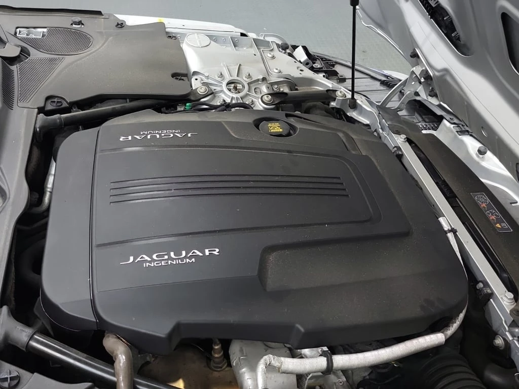 Jaguar F-Type * P300 * CARFAX * ���� �� �� | Mobile.bg � ����������� 12