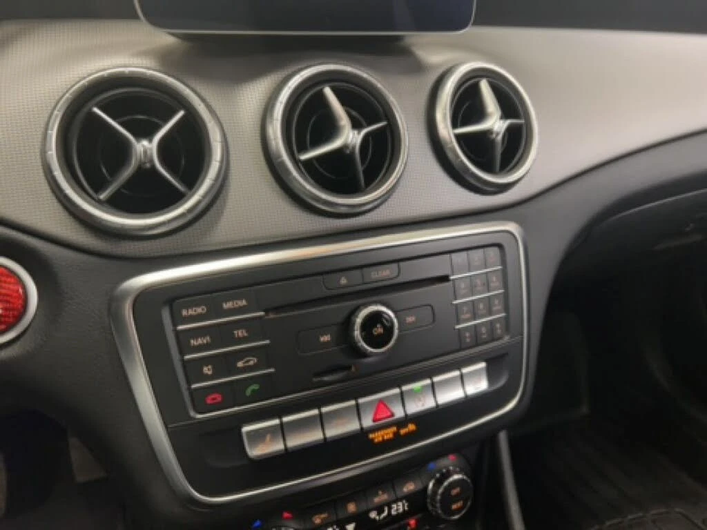 Mercedes-Benz CLA 250 4MATIC* ����������* (���� �� ��)  | Mobile.bg � ����������� 14