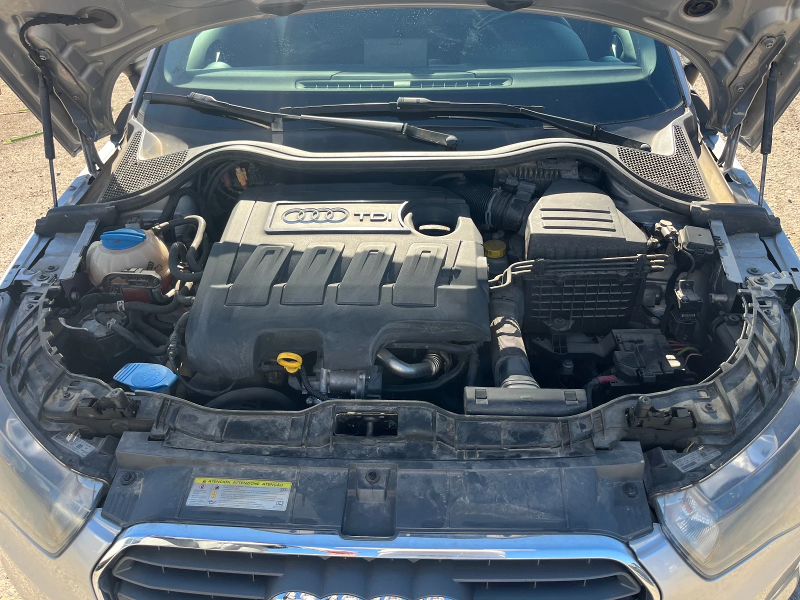 Audi A1 1.6, 90коня, снимка 11 - Автомобили и джипове - 53781227