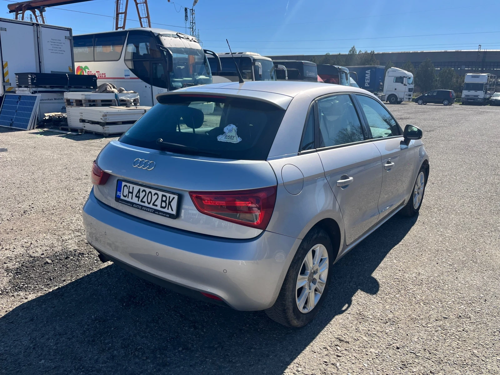 Audi A1 1.6, 90коня, снимка 6 - Автомобили и джипове - 53781227