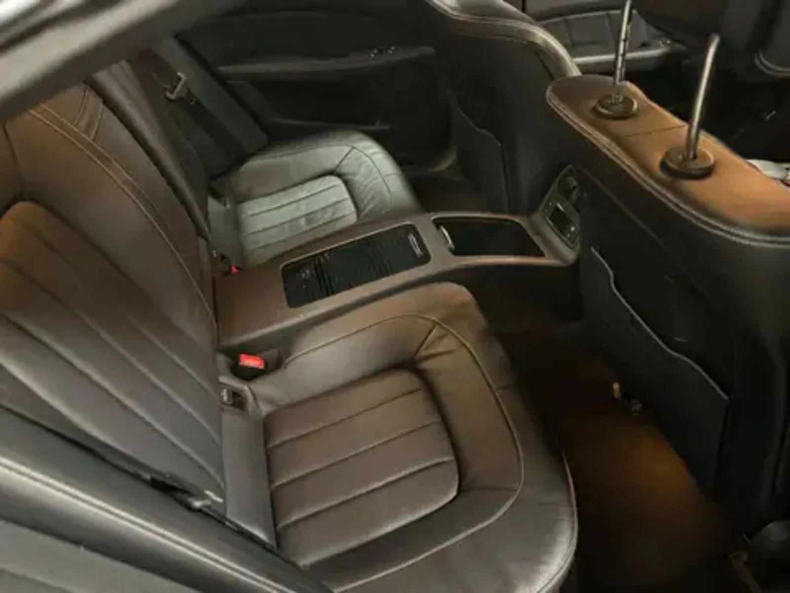 Mercedes-Benz CLS 550 2014/134000KM/MASSAGE/H&K AUDIO/ 4Matic, снимка 9 - Автомобили и джипове - 53987397