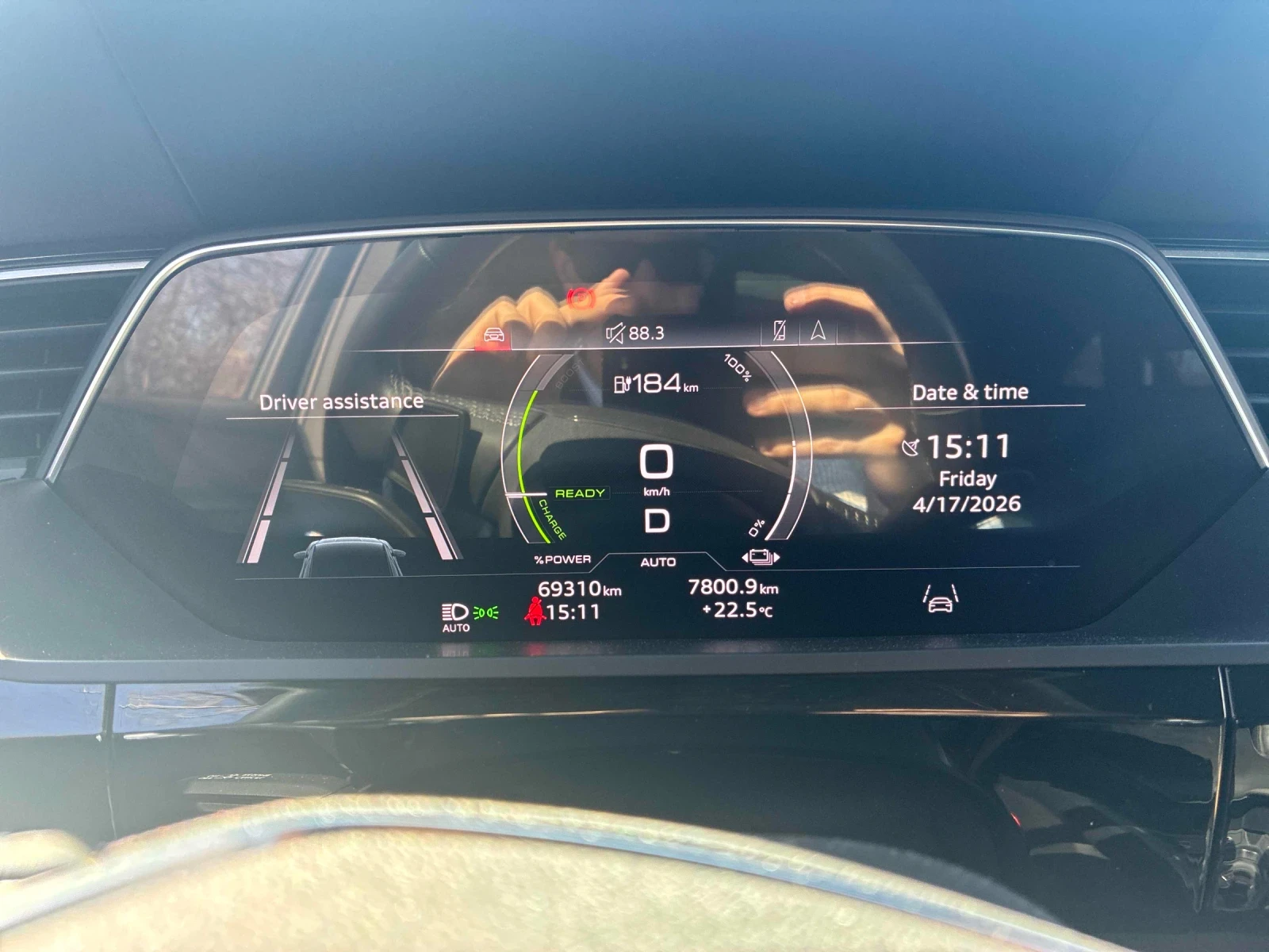 Audi E-Tron TECHNIK * ПОДГРЕВ * ОБДУХВАНЕ * ПАНОРАМА * CAR FAX, снимка 7 - Автомобили и джипове - 54241075