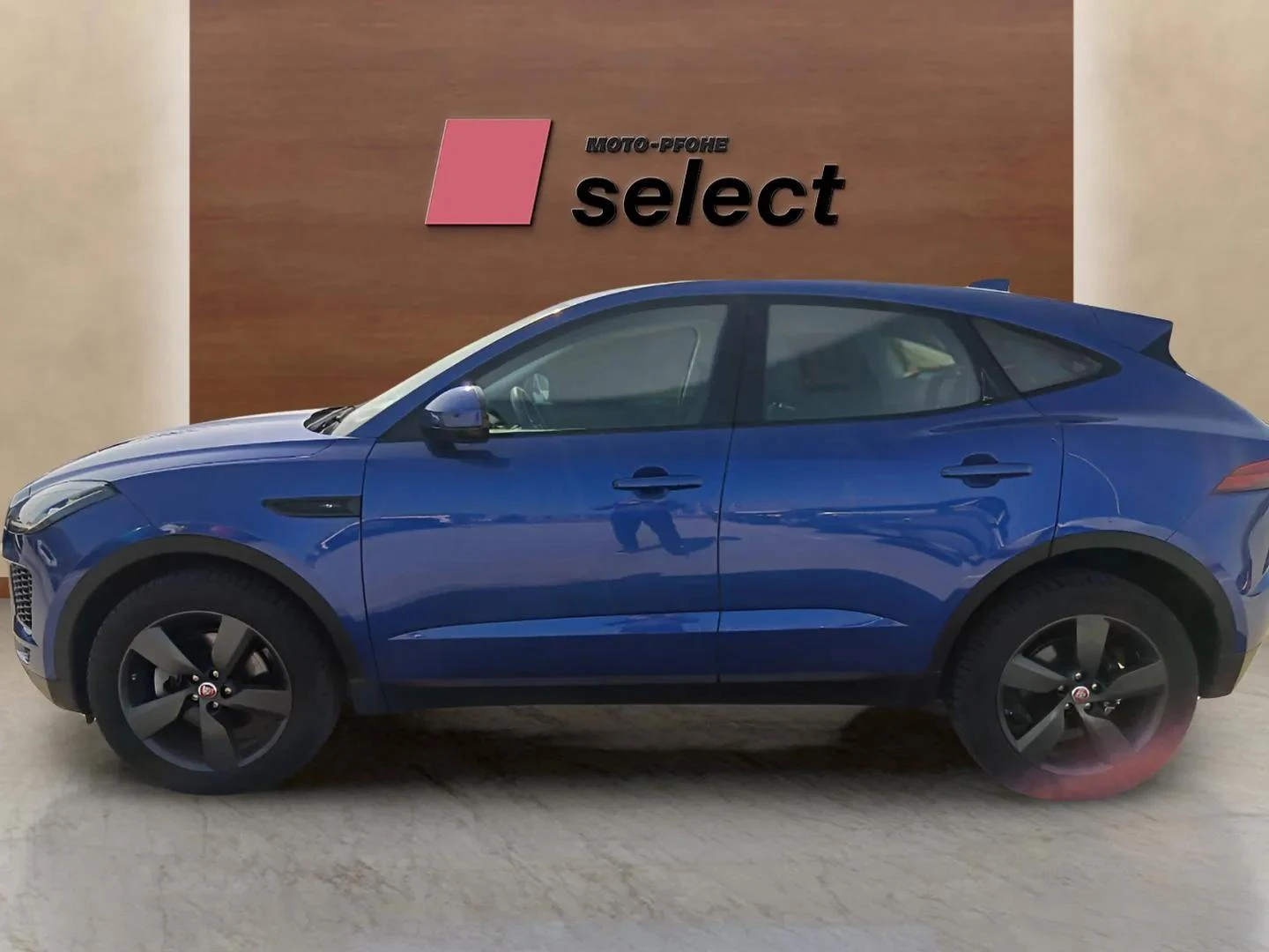 Jaguar E-pace 2.0 D, снимка 8 - Автомобили и джипове - 54348281