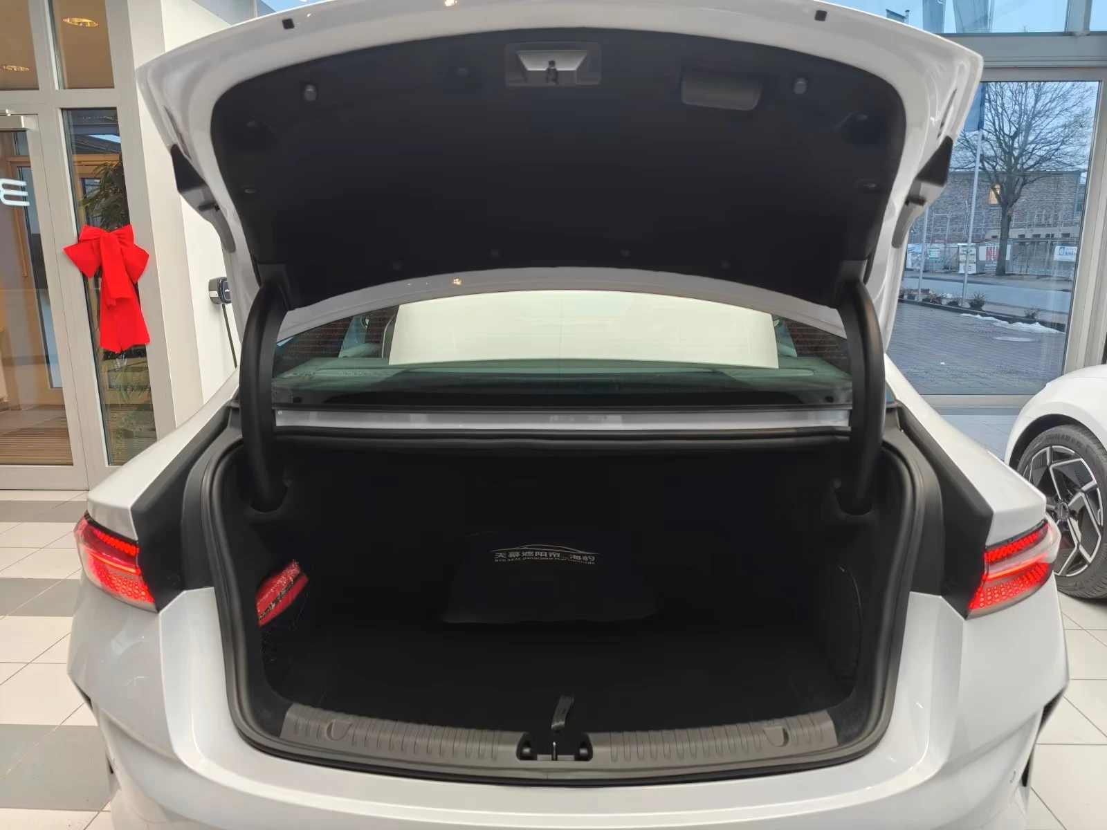 BYD Seal NAVI 360 CAMERA , снимка 5 - Автомобили и джипове - 54358692