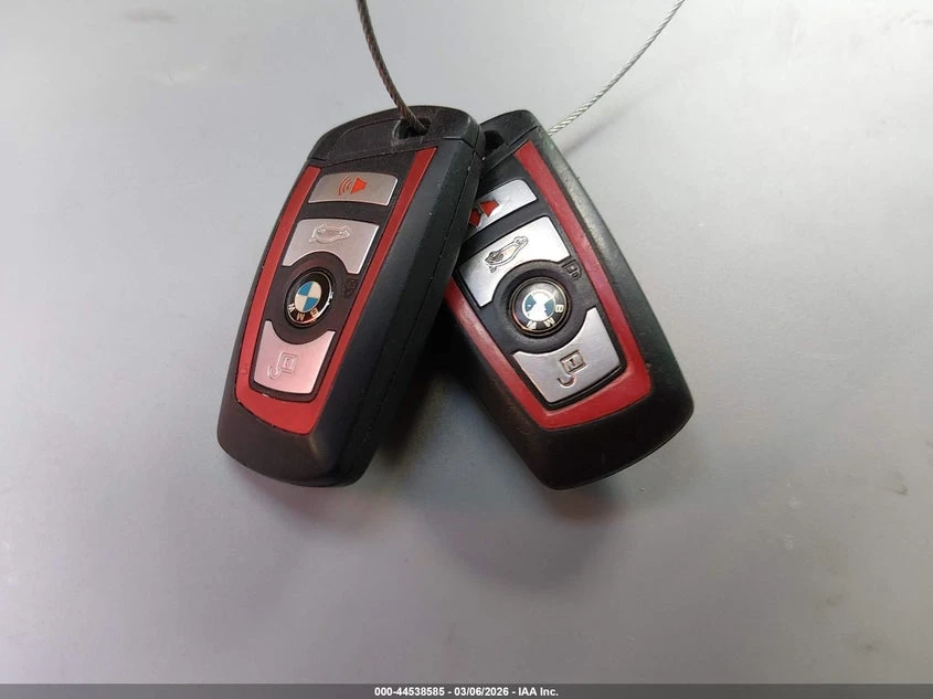 BMW 330 2.0l I, снимка 11 - Автомобили и джипове - 54370967