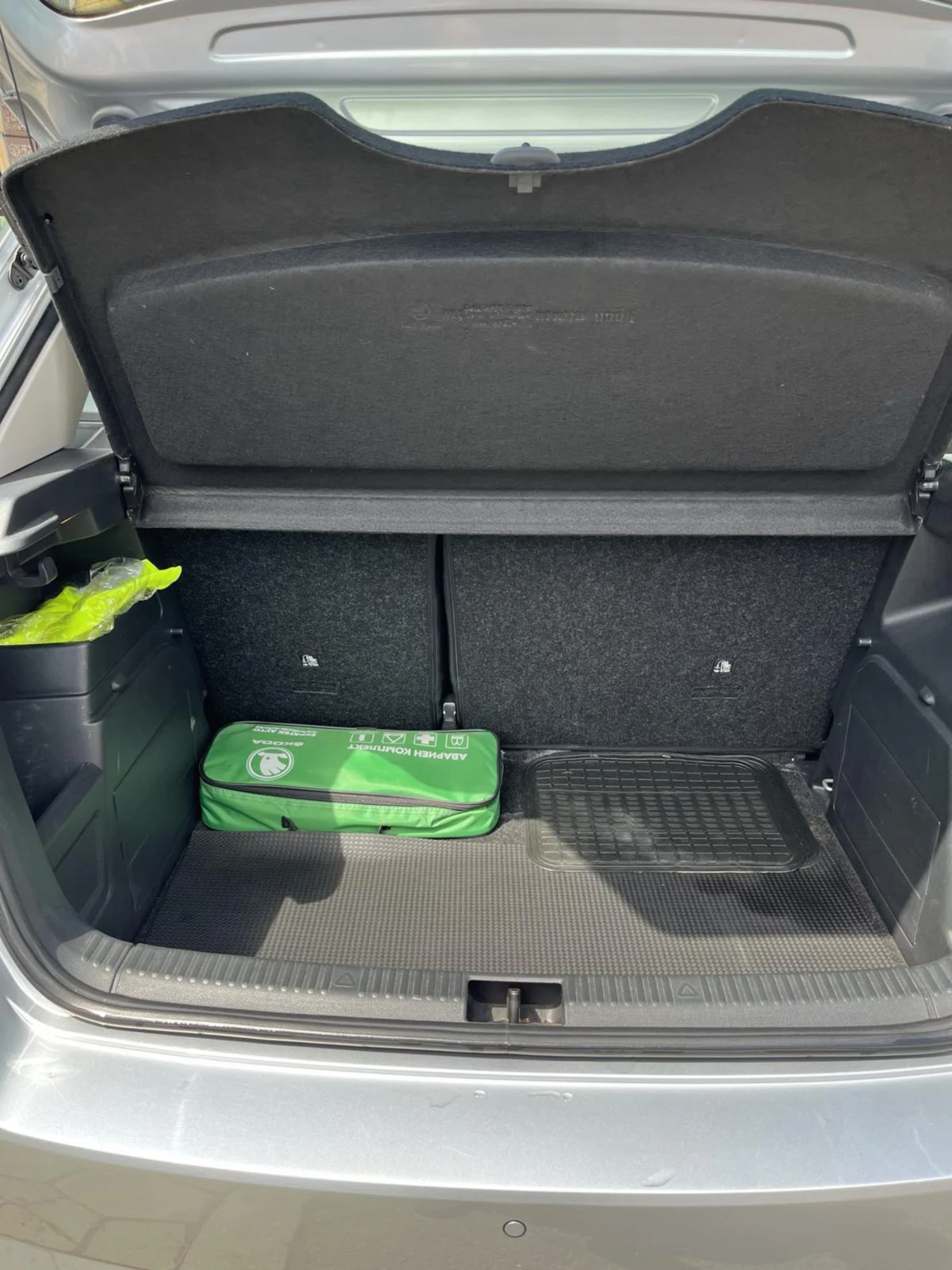 Skoda Fabia, снимка 5 - Автомобили и джипове - 54427722