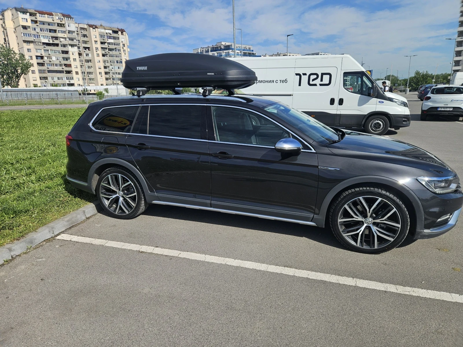 VW Passat ALL TRACK DIGITAL 4X4 FEIS LIFT, снимка 9 - Автомобили и джипове - 54528108