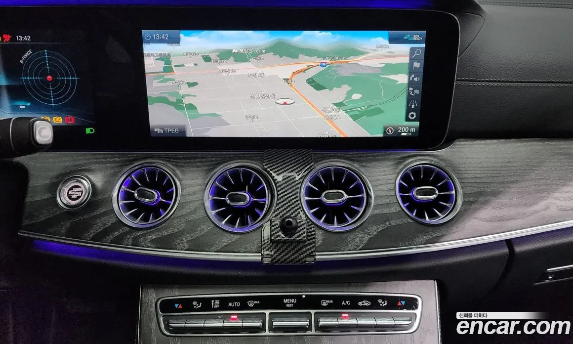 Mercedes-Benz CLS 450 3.0 4MATIC, Distronic, HeadUP, 360-к., Обдухване., снимка 12 - Автомобили и джипове - 54643766