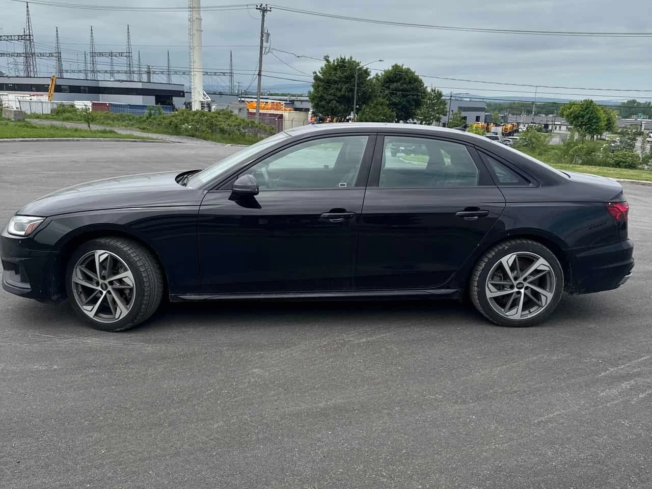 Audi A4 * Komfort * CARFAX * ЦЕНА ДО БГ, снимка 3 - Автомобили и джипове - 54989295