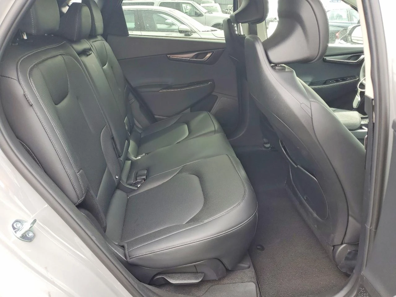 Kia EV6 0.0l Wind, снимка 11 - Автомобили и джипове - 55265217