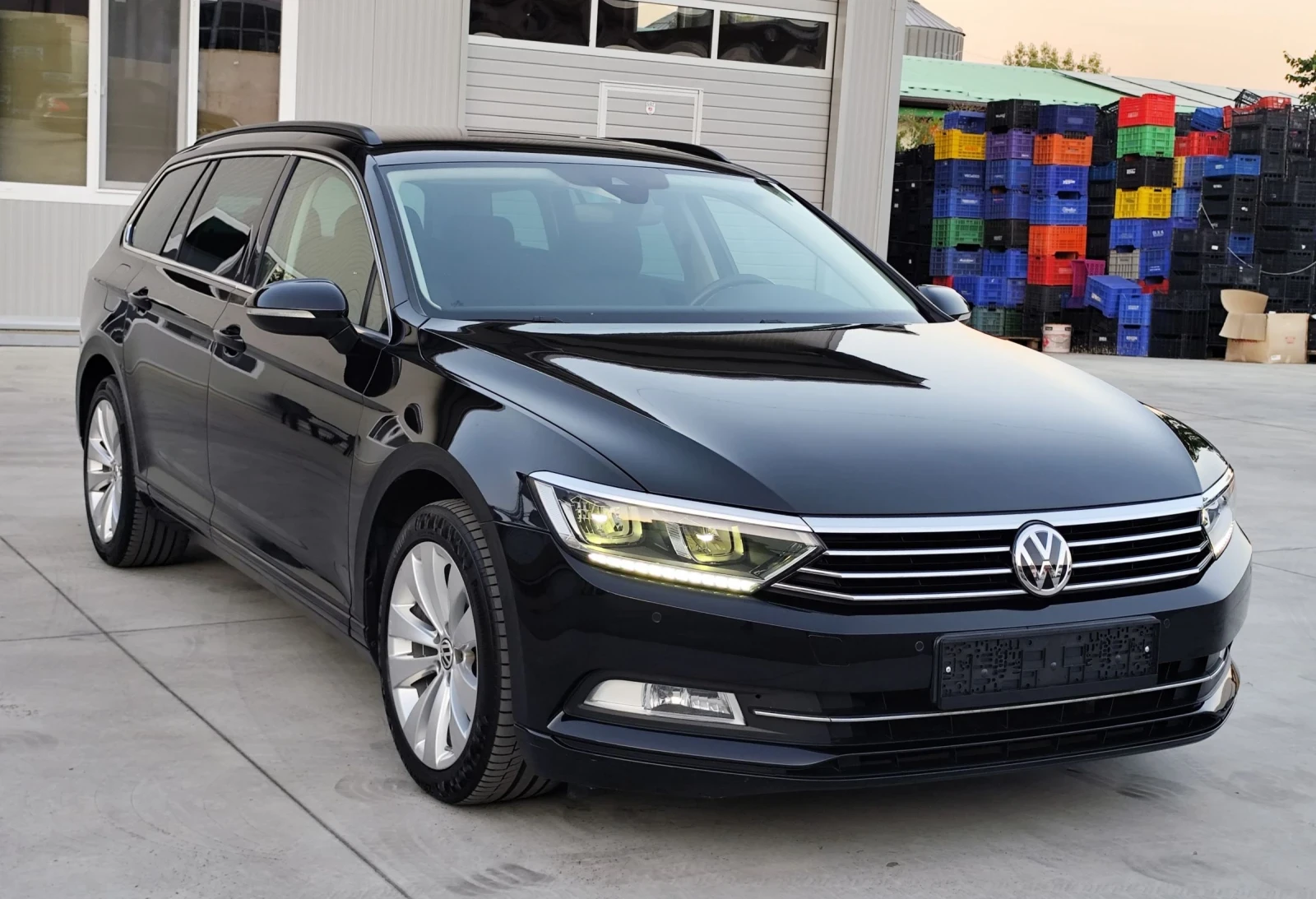 VW Passat 2.0TDI-150к-DSG-LED-NAVI-DISTRONIC-МАСАЖ-EU-6, снимка 8 - Автомобили и джипове - 55479495