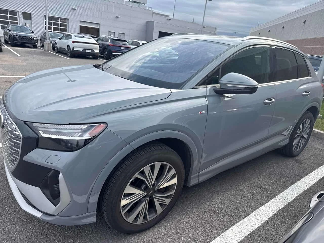 Audi E-Tron * 50 quattro * CARFAX * ����� �� ����������� | Mobile.bg � ����������� 2