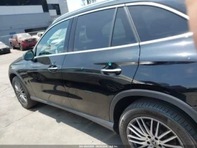 Mercedes-Benz GLC 300 4MATIC, снимка 13