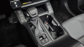 Toyota Rav4 2, 5 XLE Hybrid 2WD, снимка 8
