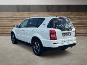SsangYong Rexton 2.0XDi 4x4 Бавни 7-местен НАПЪЛНО ОБСЛУЖЕН - 17000 лв. - 84383644 6