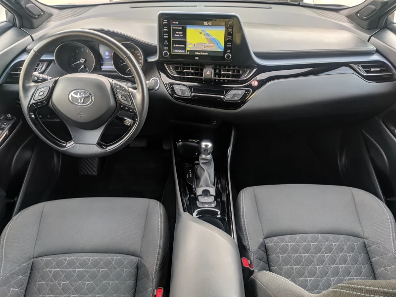 Toyota C-HR 1.2i* 30661км* 4x4* FACELIFT* Гаранция, снимка 9 - Автомобили и джипове - 48516307