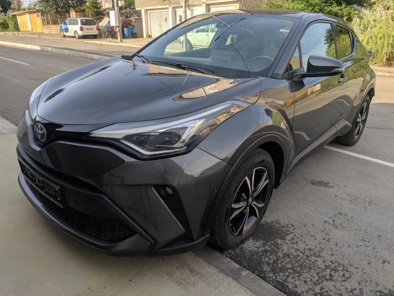 Toyota C-HR 1.2i* 30661км* 4x4* FACELIFT* Гаранция, снимка 1 - Автомобили и джипове - 48516307