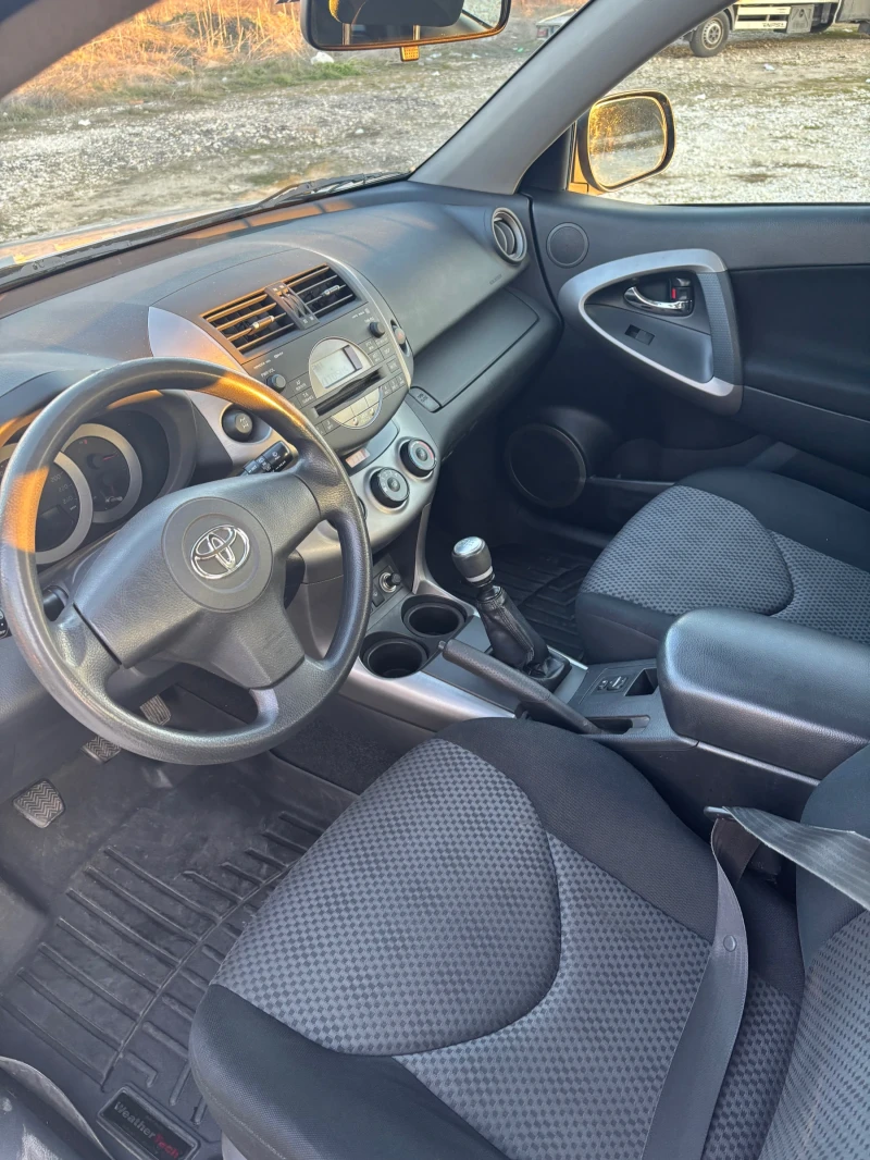 Toyota Rav4 D4D 2.2 , снимка 7 - Автомобили и джипове - 49375245