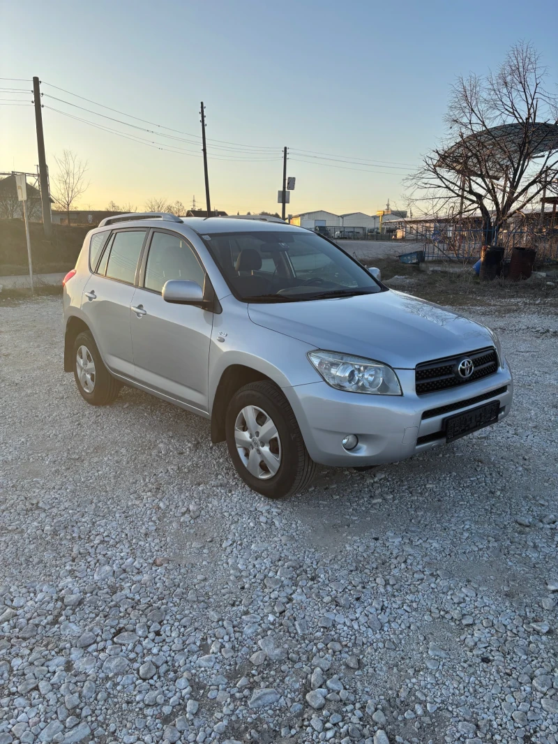 Toyota Rav4 D4D 2.2 , снимка 2 - Автомобили и джипове - 49375245