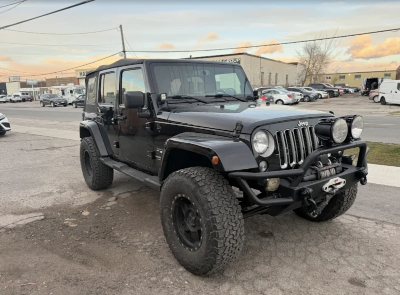 Jeep Wrangler Unlimited SAHARA