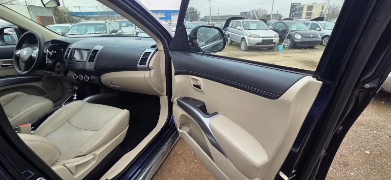 Peugeot 4007 2.2 HDI АВТОМАТ 7-МЕСТА, снимка 12 - Автомобили и джипове - 52856394