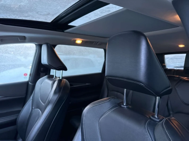 Infiniti QX60 * Luxe * CARFAX * ЦЕНА ДО БГ, снимка 15 - Автомобили и джипове - 53356471