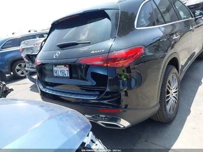 Mercedes-Benz GLC 300 4MATIC, снимка 15 - Автомобили и джипове - 55429373