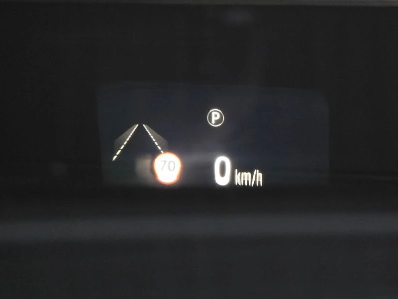 Land Rover Discovery Sport 2.0 Automatic, снимка 17 - Автомобили и джипове - 55841202