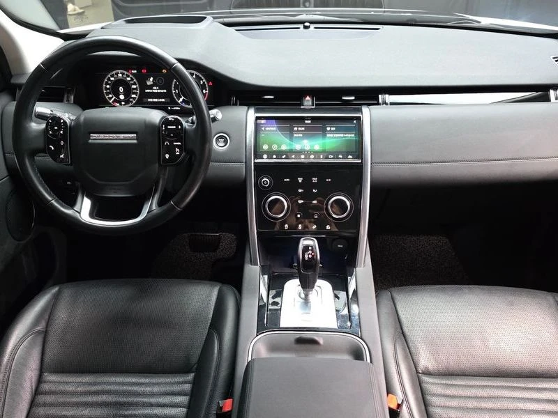 Land Rover Discovery Sport 2.0 Automatic, снимка 7 - Автомобили и джипове - 55841202