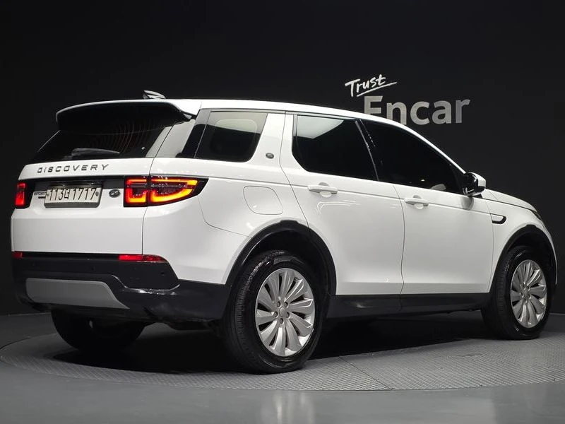 Land Rover Discovery Sport 2.0 Automatic, снимка 2 - Автомобили и джипове - 55841202