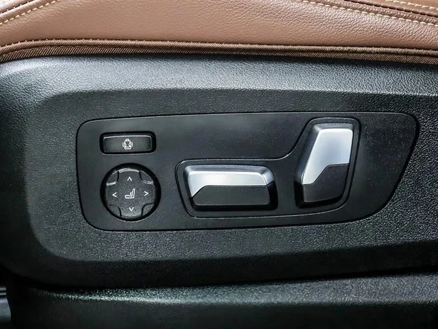 BMW X5 xDrive40i AWD | M Sport | HUD | Панорама, снимка 15 - Автомобили и джипове - 55987175