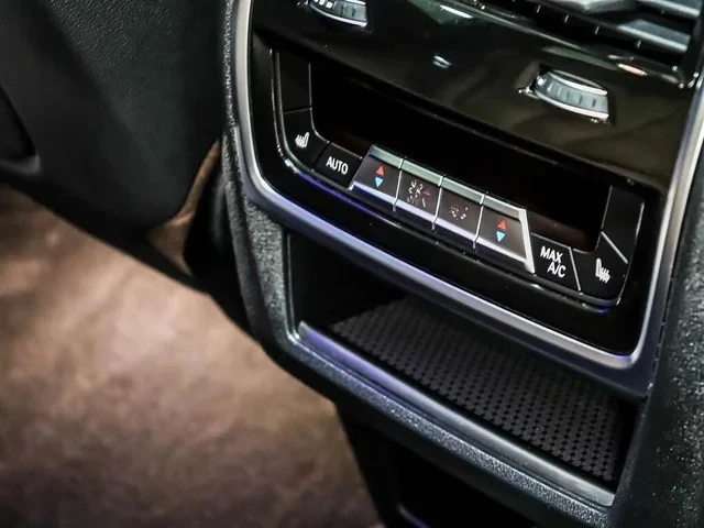 BMW X5 xDrive40i AWD | M Sport | HUD | Панорама, снимка 12 - Автомобили и джипове - 55987175