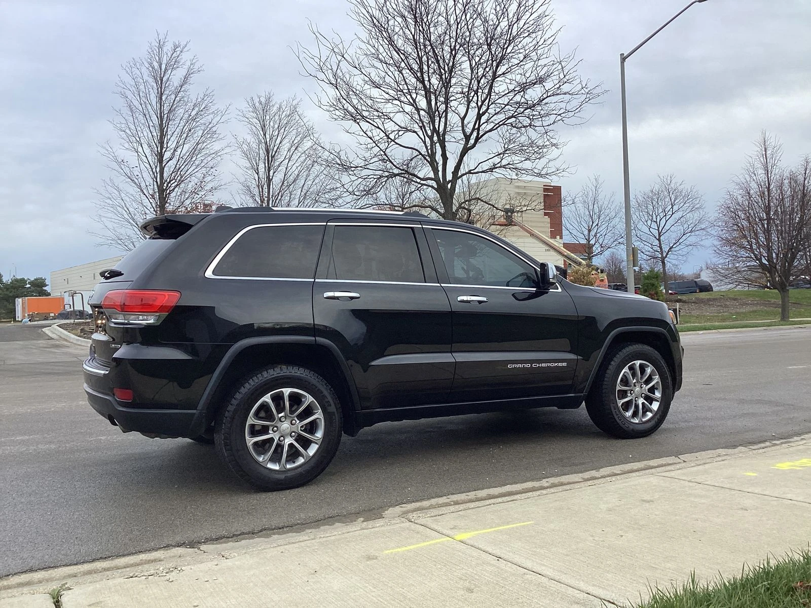 Jeep Grand cherokee 2015 Jeep Grand Cherokee Limited - изображение 6