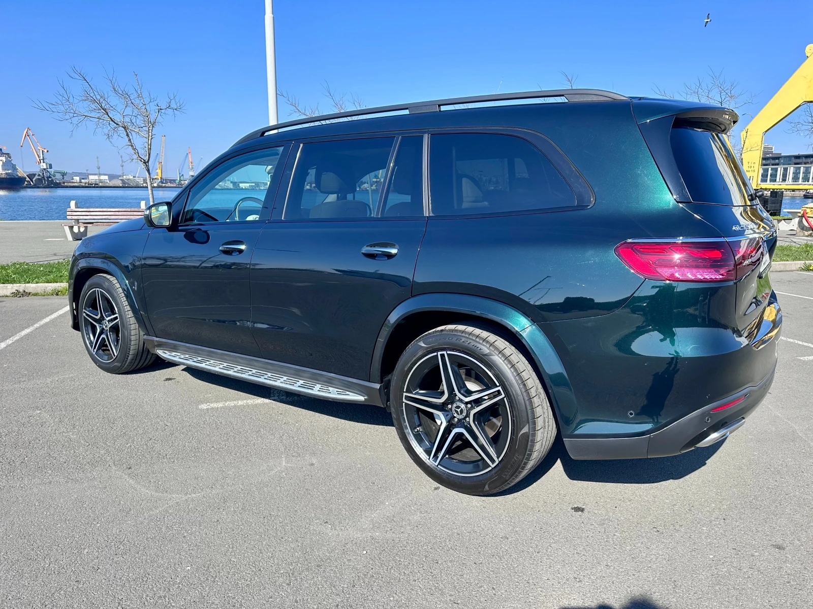 Mercedes-Benz GLS580 4 matic AMG-Line, снимка 4 - Автомобили и джипове - 53674406