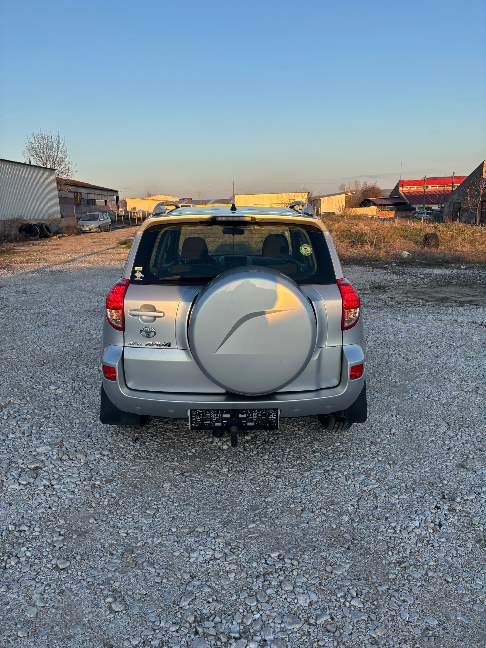 Toyota Rav4 D4D 2.2  - изображение 5