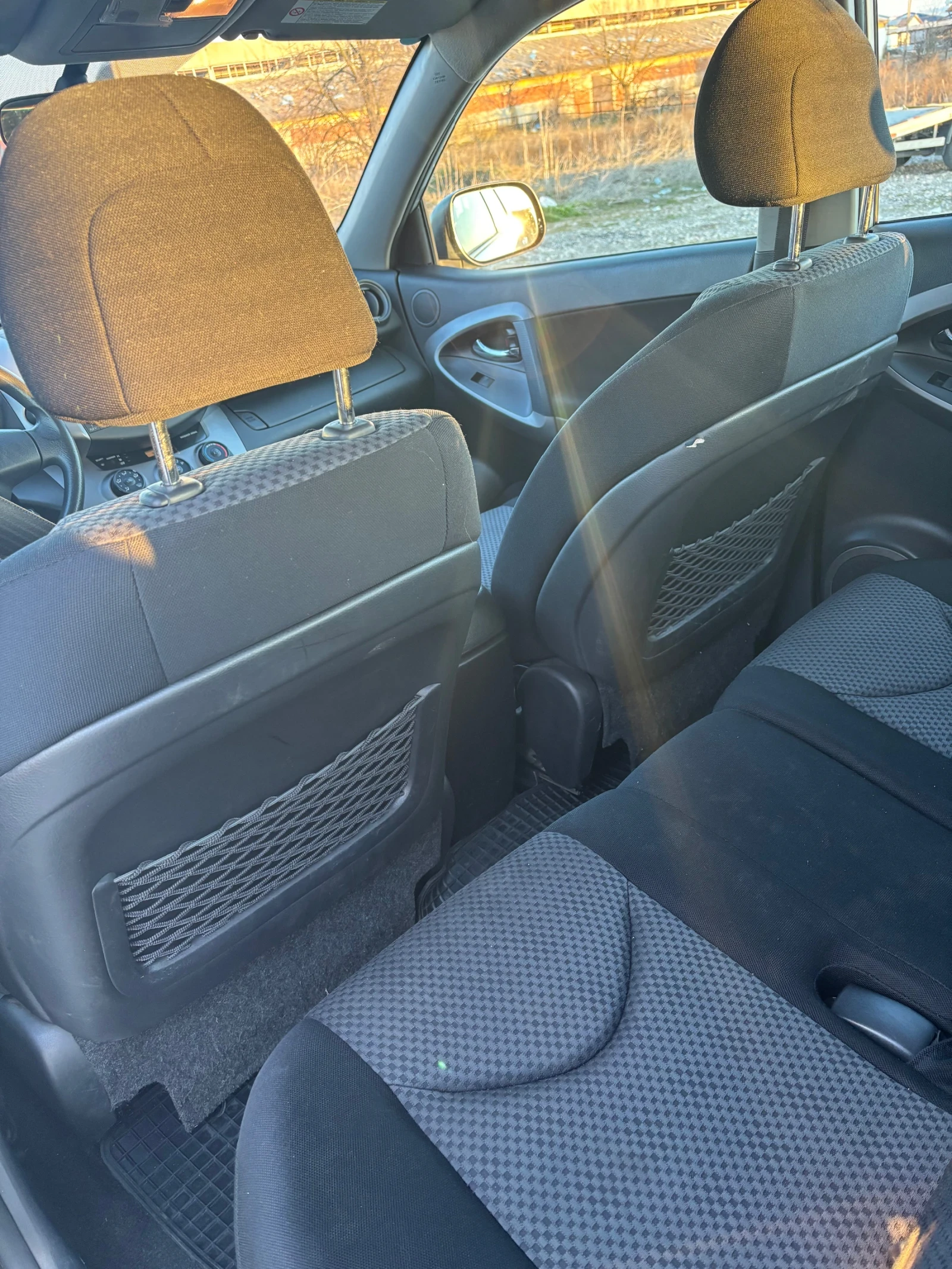Toyota Rav4 D4D 2.2  - изображение 8