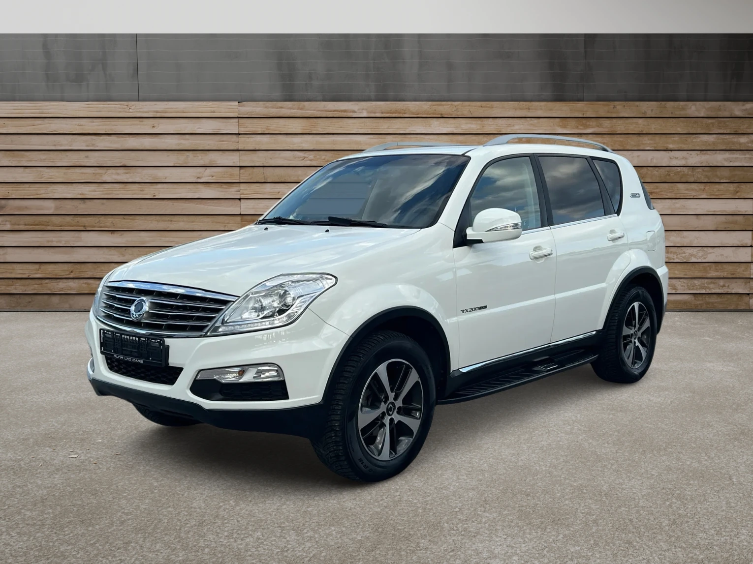 SsangYong Rexton 2.0XDi 4x4 Бавни 7-местен НАПЪЛНО ОБСЛУЖЕН - изображение 3