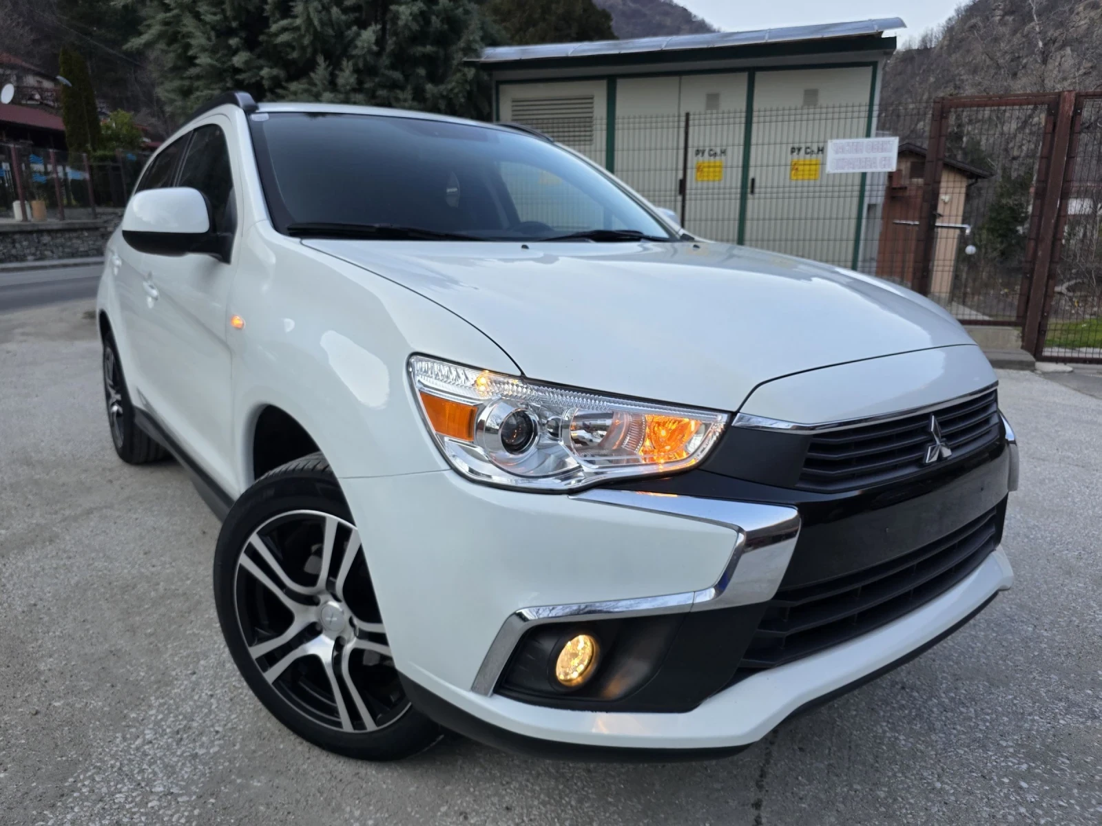 Mitsubishi ASX 2.2DI-D 150КС 4х4 ФЕЙС, АВТОМАТ, НАВИ, КАМЕРА, ПОД - изображение 2