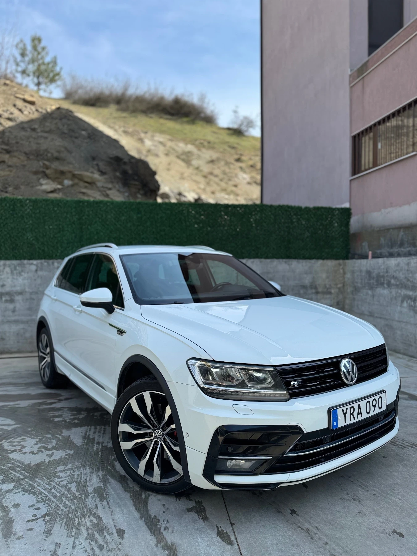 VW Tiguan GTS 240 R line 2018, снимка 3 - Автомобили и джипове - 53042788