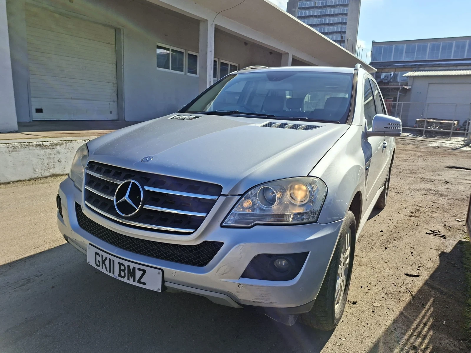 Mercedes-Benz ML 300 Фейслифт, снимка 2 - Автомобили и джипове - 53868467