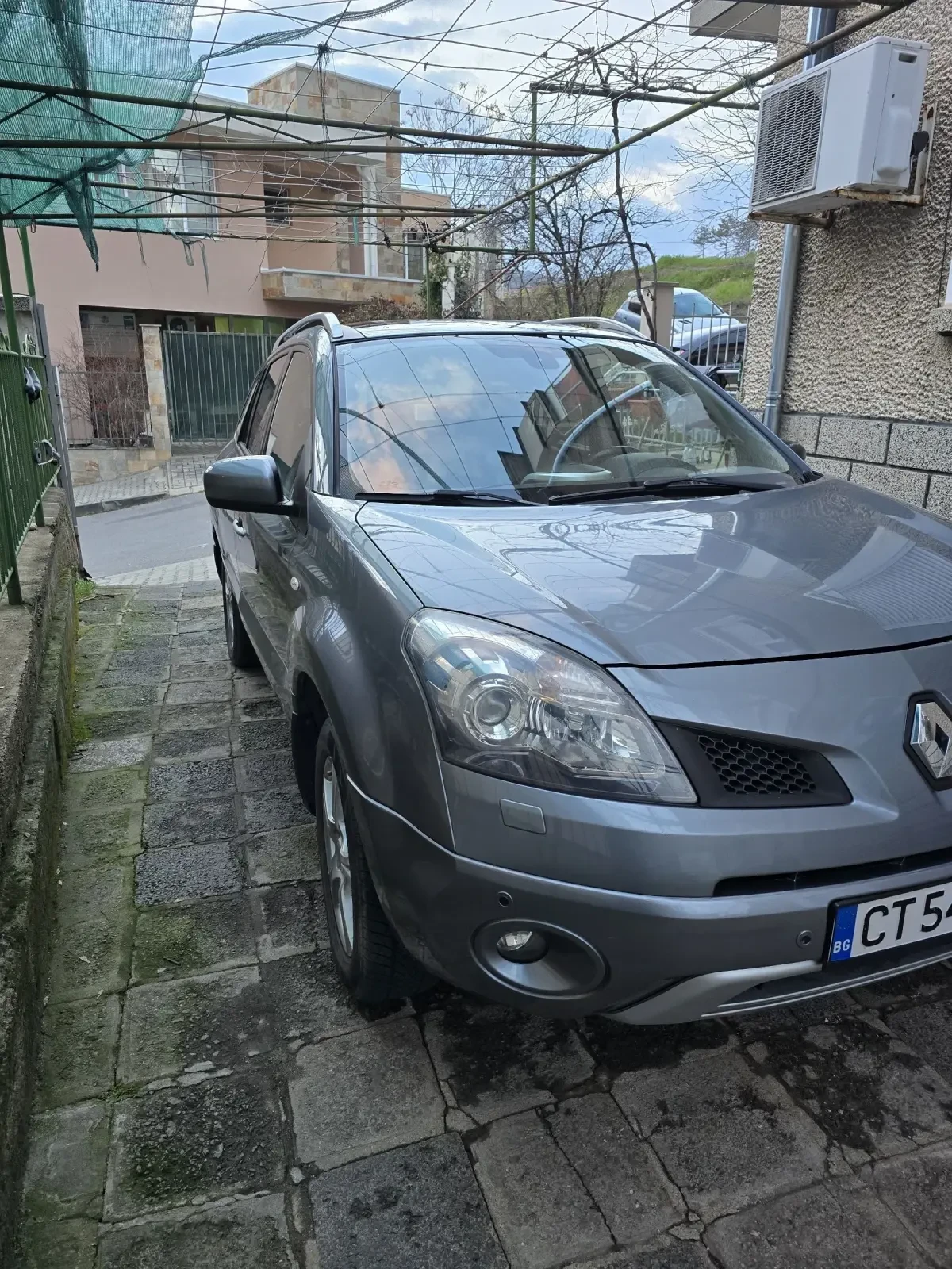 Renault Koleos 2.5 16V, снимка 6 - Автомобили и джипове - 53878802
