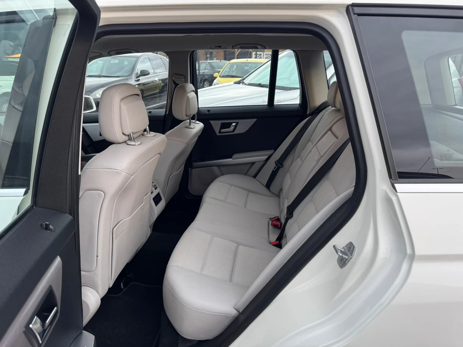 Mercedes-Benz GLK 2.2CDI/ 4MATIC/ AVT/ NAVI/ KOJA/ KLIMATR , снимка 15 - Автомобили и джипове - 54011514